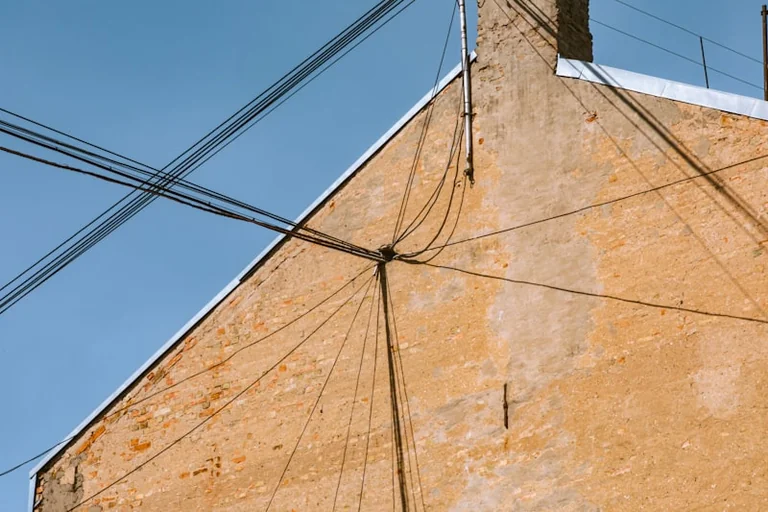 Elektroenerģijas cenas Latvijā 21. augustā: ko vērts zināt patērētājiem
