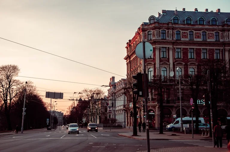 Rīgas ielu seguma iepirkums: ko mainīs rudens satiksmē