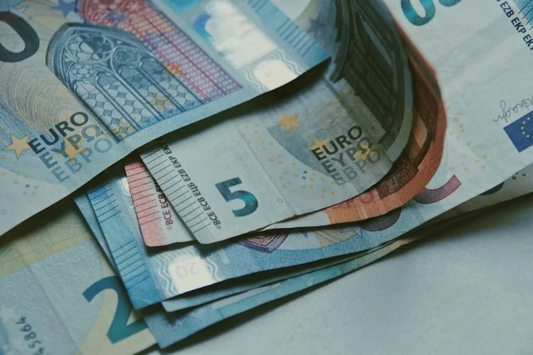 ECB 10. septembrī: vai saruks likmes un kredītu izmaksas?